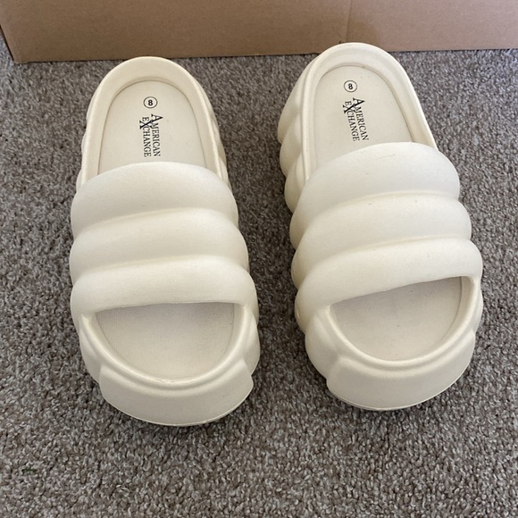 Shoes - Picture 2 of 3